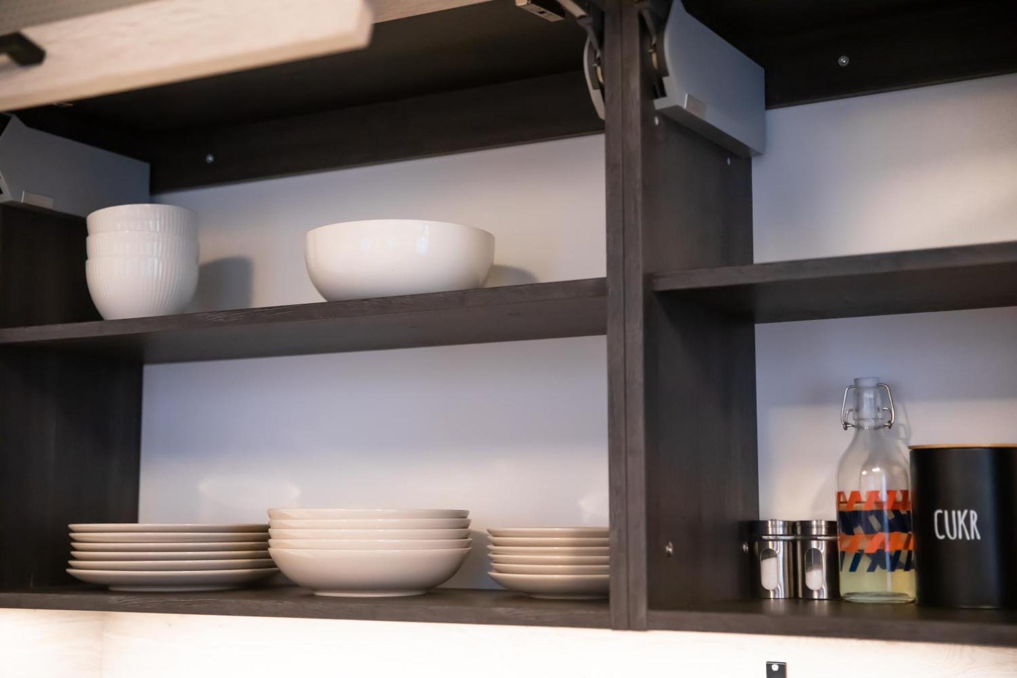 Moderni Podkrovni 2kk U Namesti S Klimatizaci Apartament Hradec Králové
